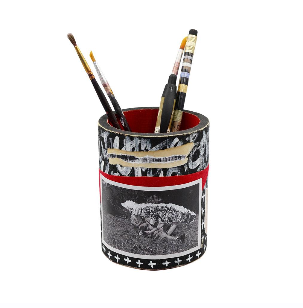 Black & Red Wooden Pencil Holder - HeliumProject.gr
